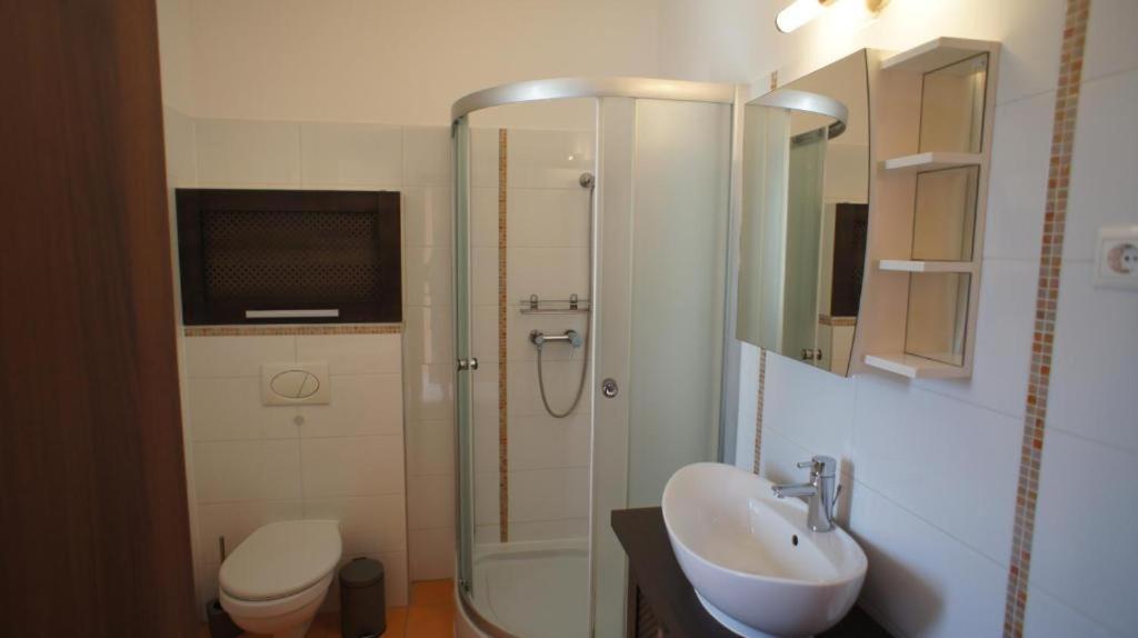 Goldenbeach Deluxe Apartment Siofok Ngoại thất bức ảnh