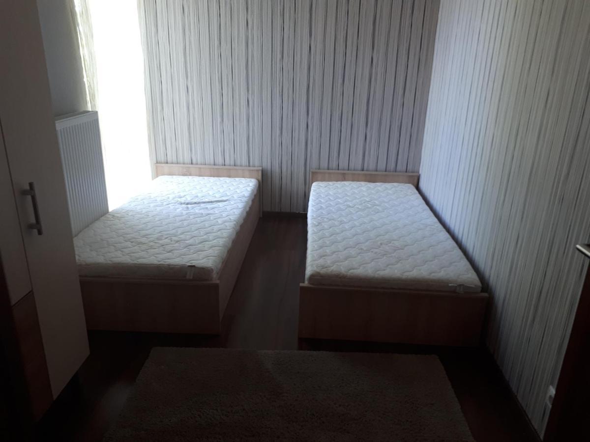 Goldenbeach Deluxe Apartment Siofok Ngoại thất bức ảnh
